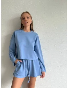 Спортивный костюм голубого цвета 2