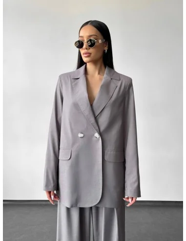 Женский костюм тройка в светло-сером цвете Женский костюм тройка в светло-сером цвете