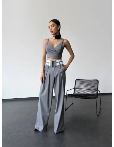 Жіночій костюм трійка у кольорі світлий-мокко