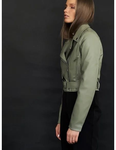 Жіноча кожана куртка,вкорочена косуха,у кольорі оливка