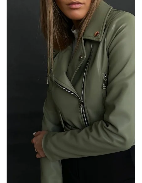 Жіноча кожана куртка,вкорочена косуха,у кольорі оливка