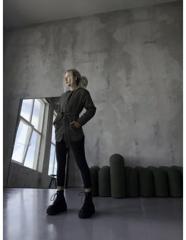 Жіночий, подовжений бомбер у кольорі хакі