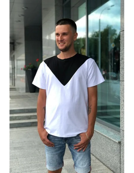 Футболка черно-белая Classic UNISEX с черным треугольником