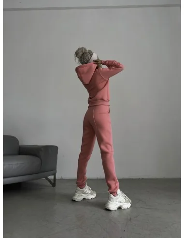 Жіночій, теплий костюм у рожевому кольорі