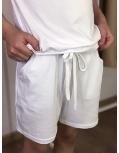 Костюм для мальчиков в белом цвете