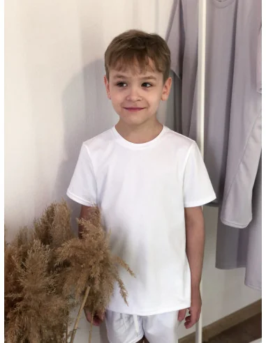 Костюм для мальчиков в белом цвете