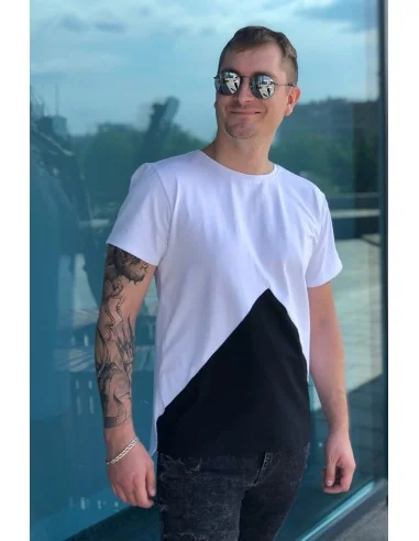 Футболка чорно-біла Classic UNISEX з чорним трикутником знизу