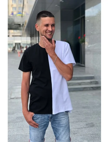 Футболка чорно-біла Classic UNISEX, поділена навпіл