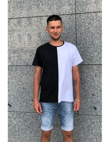 Футболка чорно-біла Classic UNISEX, поділена навпіл