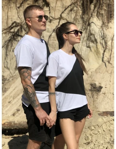 Футболка біла Classic UNISEX з чорним трикутником сбоку Футболка біла Classic UNISEX з чорним трикутником сбоку