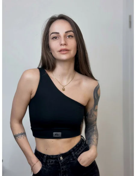 Топ на одно плече в черном цвете