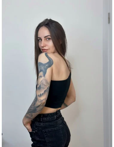 Топ на одно плече в черном цвете Топ на одно плече в черном цвете