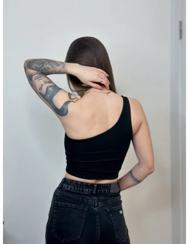 Топ на одно плече в черном цвете Топ на одно плече в черном цвете