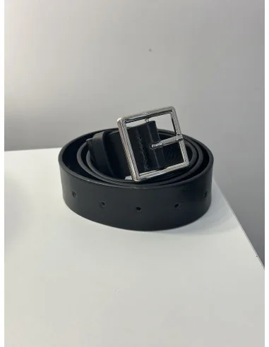Широкий ремінь у чорному кольорі