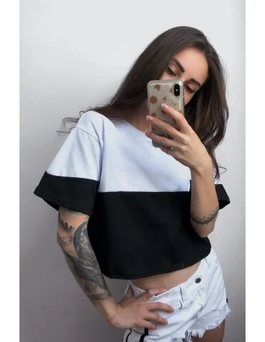 Топ, футболка укороченная, женская, черно-белая (верх белый Топ, футболка укороченная, женская, черно-белая (верх белый