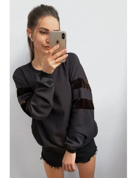 Свитшот женский с вставкой по рукавам из коричневого бархата