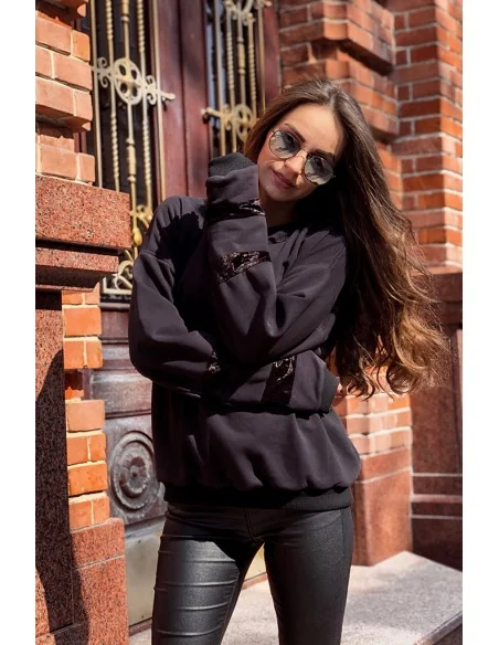 Свитшот женский с вставкой по рукавам из черного бархата