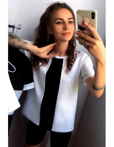 Футболка чорно-біла Classic UNISEX з чорною смужкою по середині Футболка чорно-біла Classic UNISEX з чорною смужкою по середині