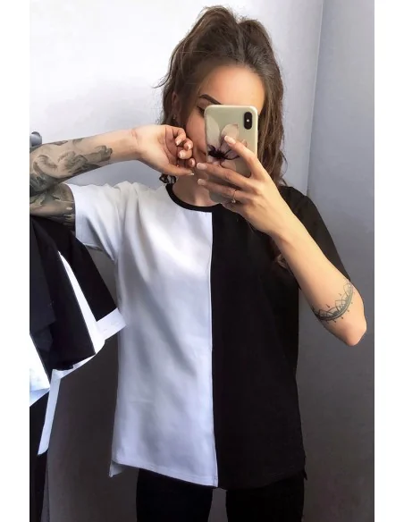 Футболка чорно-біла Classic UNISEX, розділена навпіл по переду