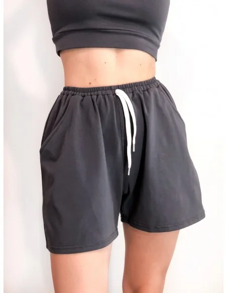 Шорты женские, укороченные, цвет-графит Шорты женские, укороченные, цвет-графит