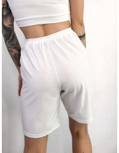 Шорты женские, удлиненные, цвет-белый
