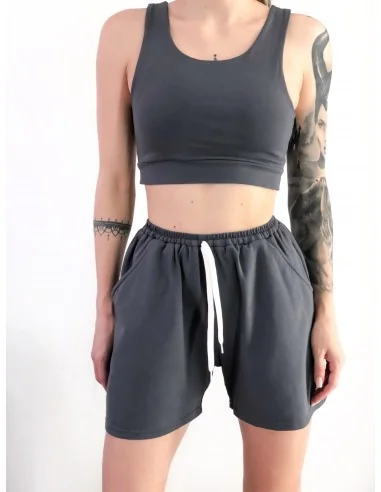 Костюм, топ с короткими шортами в цвете - графит Костюм, топ с короткими шортами в цвете - графит