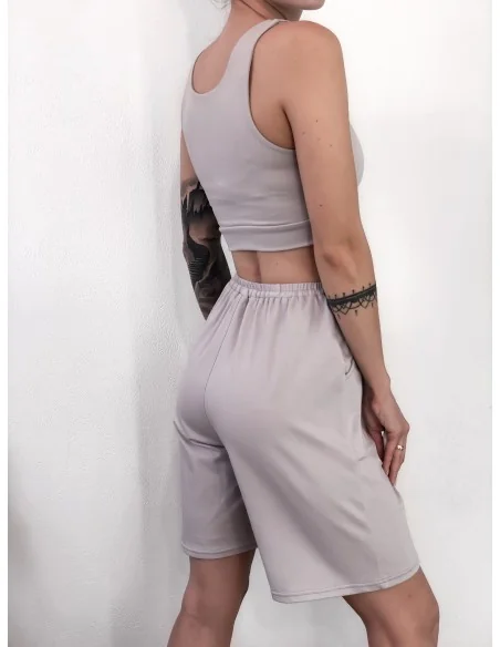 Костюм, топ с удлиненными шортами в цвете - камень