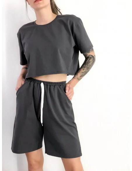 Костюм, топ с удлиненными шортами в цвете - графит