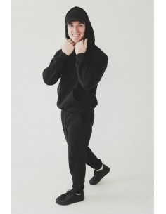 Мужской спортивный костюм...