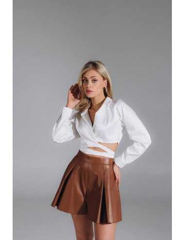 Женская рубашка молочного цвета