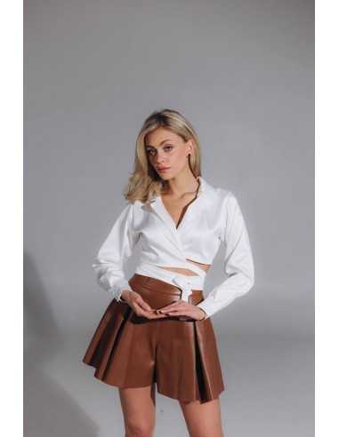 Женская рубашка молочного цвета