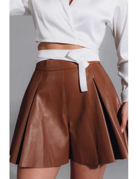 Шорти з еко шкіри у кольрі молочний шоколад