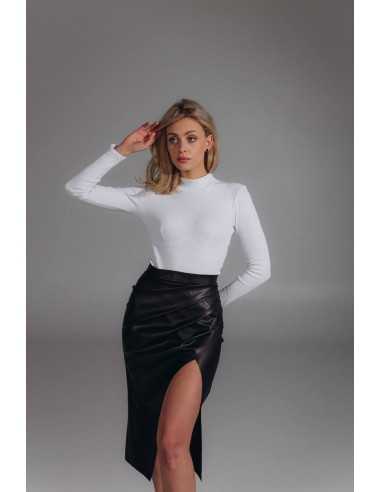 Юбка из эко кожи в черном цвете Юбка из эко кожи в черном цвете