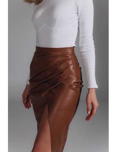 Спідниця з еко шкіри у кольрі молочний шоколад