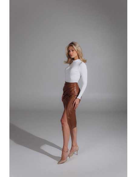 Юбка из эко кожи в цвете молочный шоколад