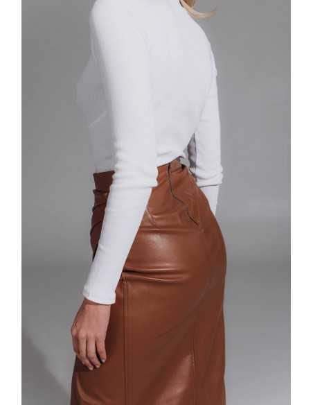 Юбка из эко кожи в цвете молочный шоколад