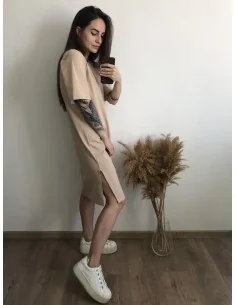 Платье-футболка, цвет-бежевый 2