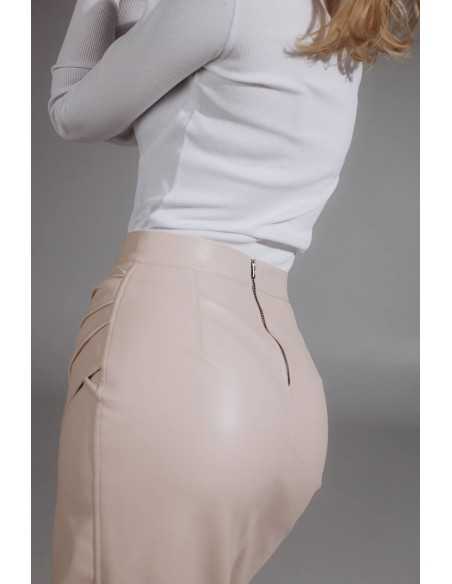 Юбка из эко кожи в цвете слоновая кость Юбка из эко кожи в цвете слоновая кость