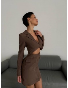 Платье с вырезом в цвете мокко