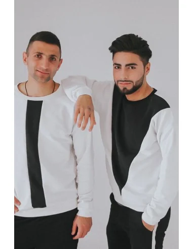 Світшот чорно-білий UNISEX, з чорним трикутником по грудях Світшот чорно-білий UNISEX, з чорним трикутником по грудях