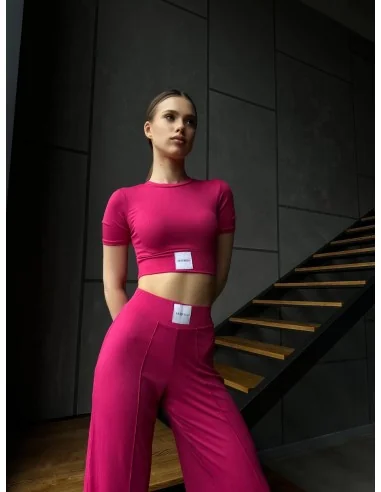 Костюм двойка, цвета фуксия