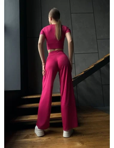 Костюм двойка, цвета фуксия