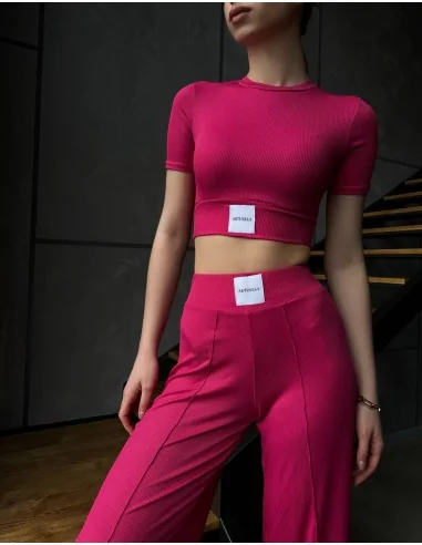 Костюм двойка, цвета фуксия