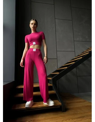 Костюм двойка, цвета фуксия