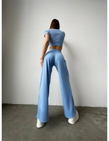 Костюм двійка, голубого кольору Костюм двійка, голубого кольору