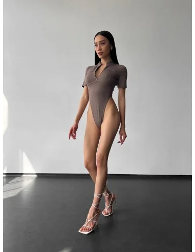 Боді у кольорі мокко