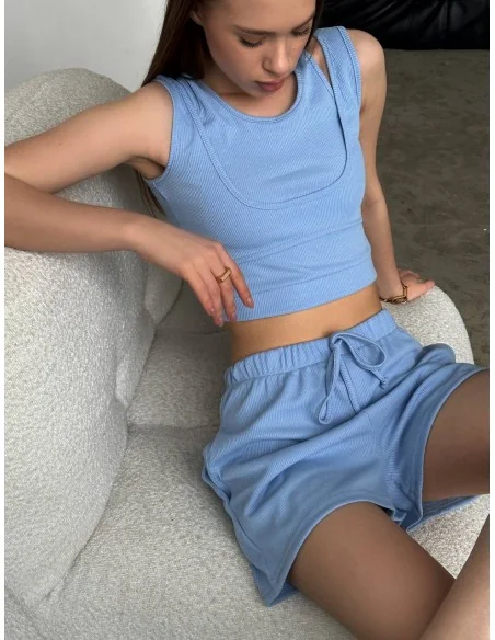 Жіночій, літній костюм у голубому кольорі